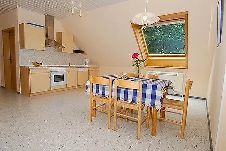 アパート Bio-hof-am-deich-ferienwohnung-iii